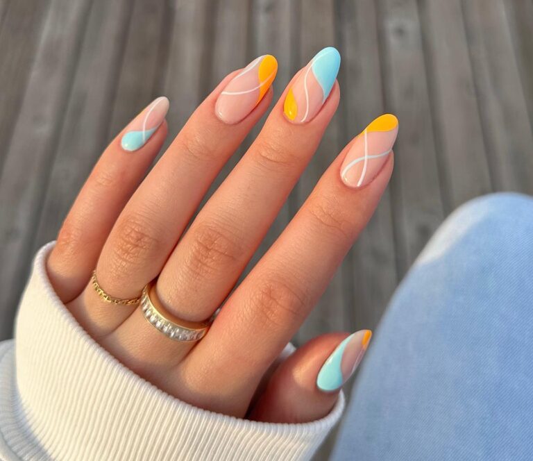 25+ July Nail Ideas for a Hot Summer Look